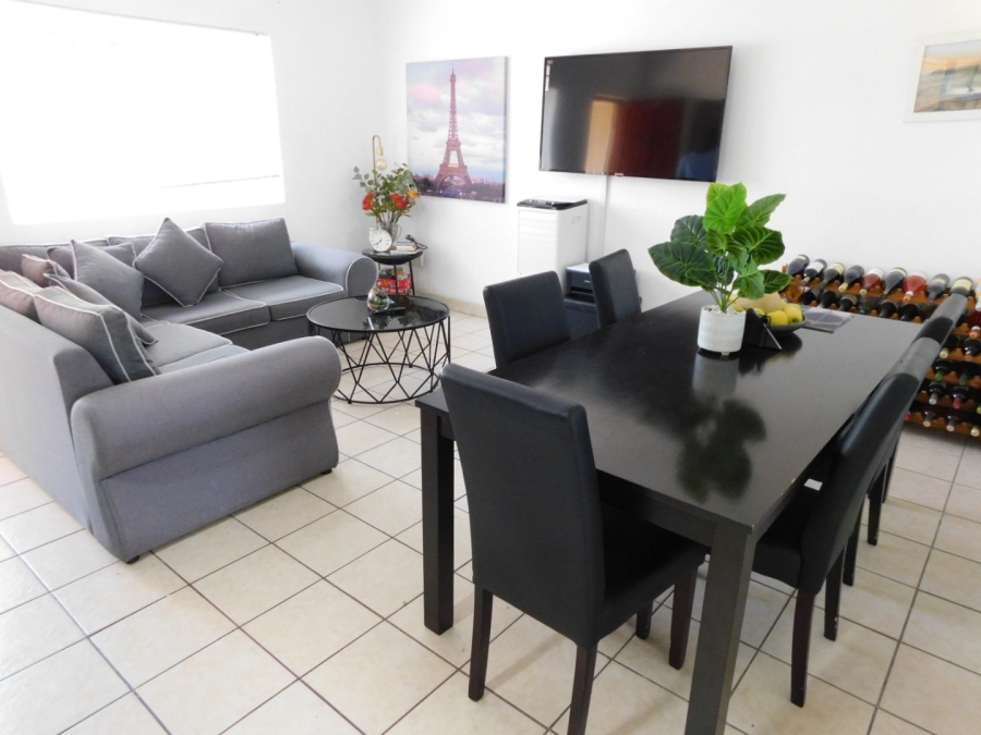 2 Bedroom Property for Sale in Admirals Park Western Cape